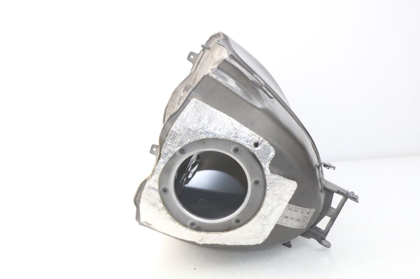 photo de RESERVOIR ESSENCE BMW S RR ABS S1000RR 1000 (2009 - 2011) - Détail de la pièce