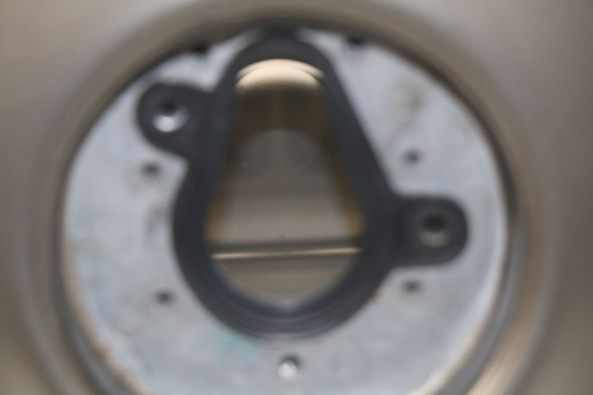 photo de RESERVOIR ESSENCE BMW S RR ABS S1000RR 1000 (2009 - 2011) - Autre angle de vue