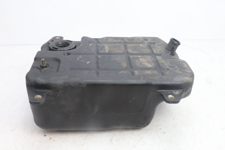 photo de RESERVOIR ESSENCE DAELIM S2 125 (2006 - 2007) - Points de fixation