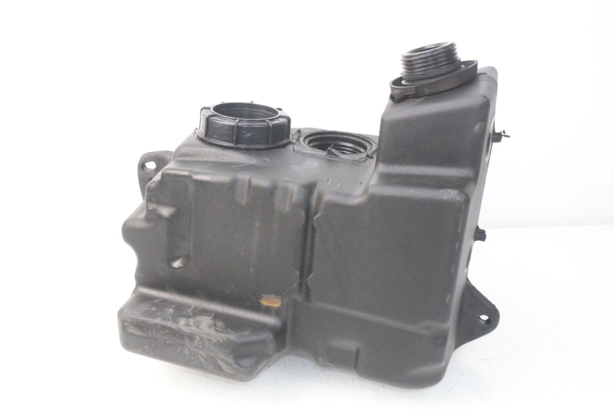 photo de RESERVOIR ESSENCE PEUGEOT SATELIS 300 (2012 - 2015) - Zoom état d’usage