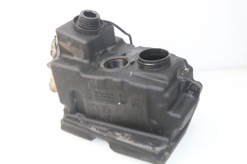photo de RESERVOIR ESSENCE PEUGEOT SATELIS 500 (2007 - 2013) - Vue principale