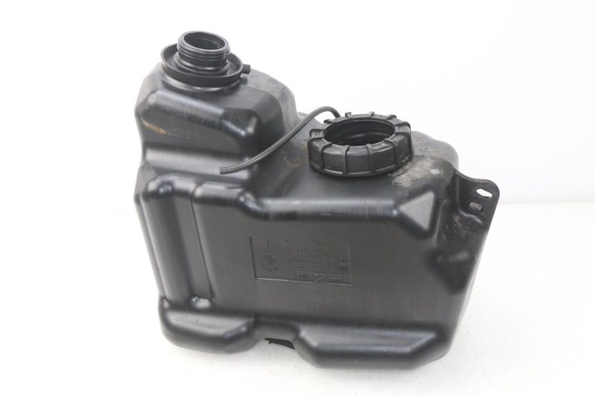 photo de RESERVOIR ESSENCE PEUGEOT SATELIS 125 (2013 - 2018) - Vue principale