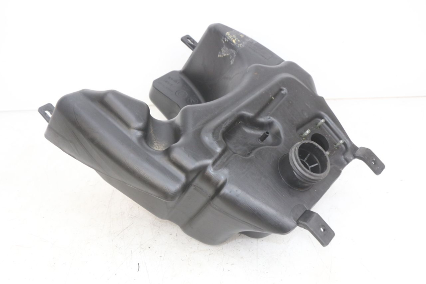 photo de RESERVOIR ESSENCE APRILIA SCARABEO LIGHT 125 (2007 - 2011) - Zoom état d’usage