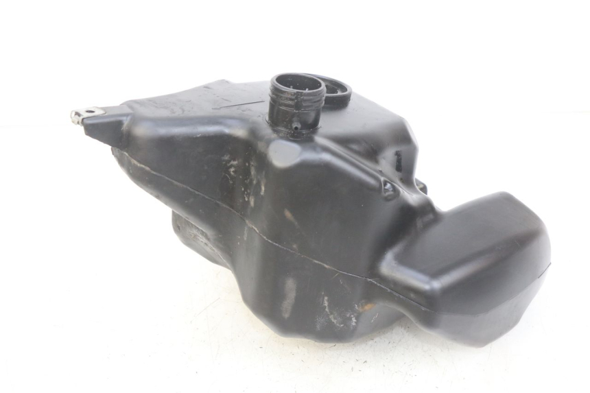 photo de RESERVOIR ESSENCE APRILIA SCARABEO 100 (2003 - 2012) - Vue d’ensemble