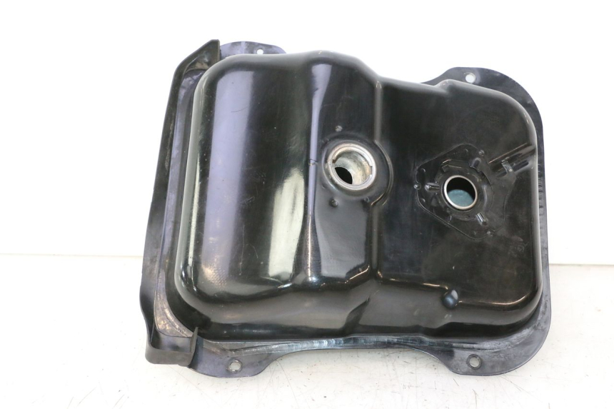 photo de RESERVOIR ESSENCE HONDA SH 125 (2001 - 2003) - Vue principale