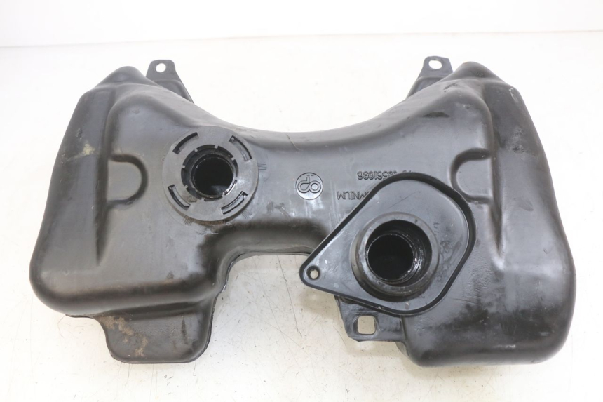 photo de RESERVOIR ESSENCE PEUGEOT SPEEDFIGHT LC 50 (1996 - 2002) - Autre angle de vue