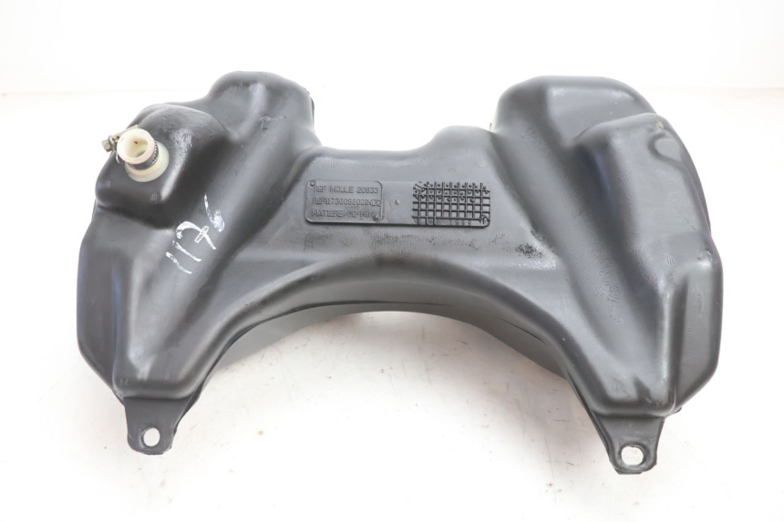 photo de RESERVOIR ESSENCE PEUGEOT SPEEDFIGHT LC 50 (1996 - 2002) - Points de fixation