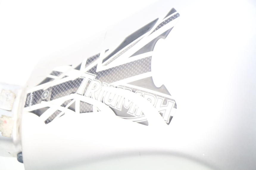 photo de RESERVOIR ESSENCE TRIUMPH SPRINT ST ABS 1050 (2005 - 2007) - Photo complémentaire