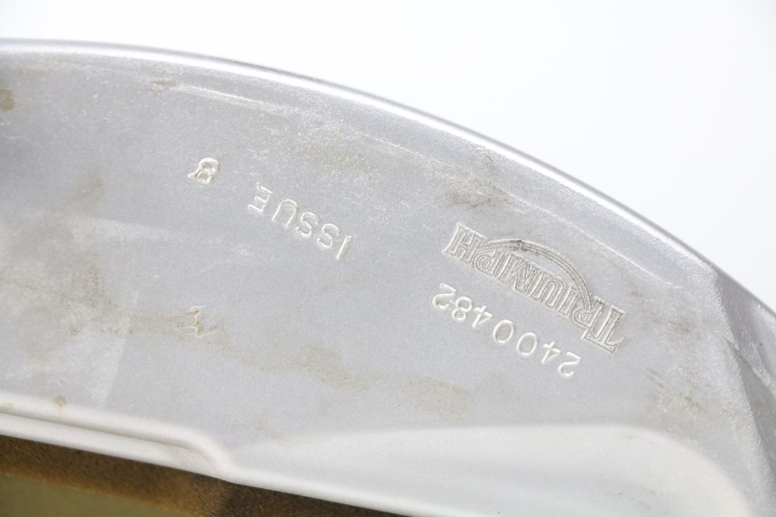 photo de RESERVOIR ESSENCE TRIUMPH SPRINT ST ABS 1050 (2005 - 2007) - Zoom état d’usage