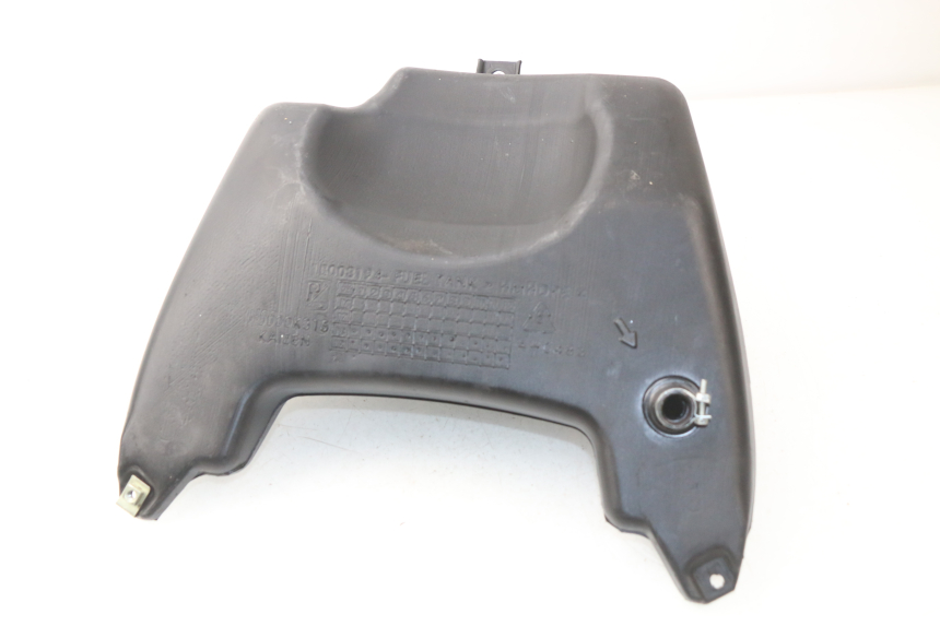 photo de RESERVOIR ESSENCE APRILIA SR 2T 50 (2018 - 2022) - Gros plan technique