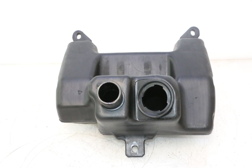 photo de RESERVOIR ESSENCE APRILIA SR 2T 50 (2012 - 2017) - Vue principale