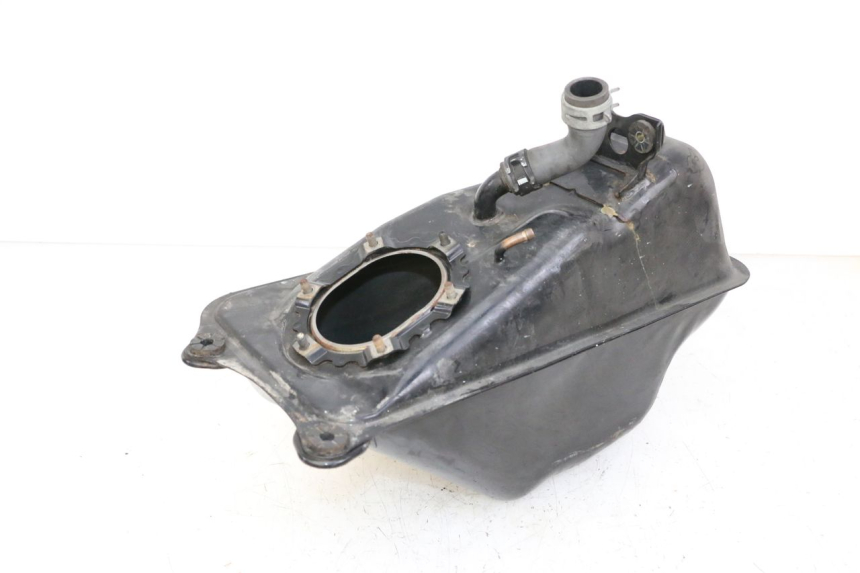 photo de RESERVOIR ESSENCE HONDA ST PAN EUROPEAN 1300 (2002 - 2013) - Vue d’ensemble