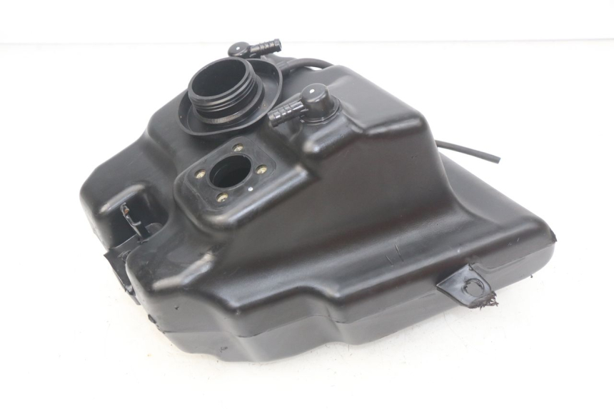 photo de RESERVOIR ESSENCE PEUGEOT STREETZONE 4T 50 (2018 - 2023) - Vue d’ensemble