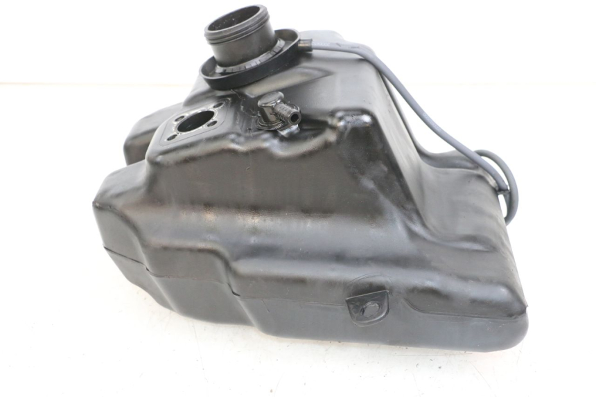 photo de RESERVOIR ESSENCE PEUGEOT STREETZONE I 2T 50 (2018 - 2020) - Zoom état d’usage