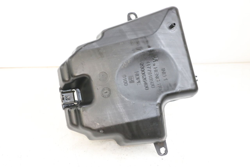 photo de RESERVOIR ESSENCE PEUGEOT STREETZONE I 2T 50 (2018 - 2020) - Détail de la pièce