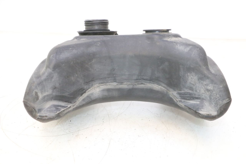 photo de RESERVOIR ESSENCE PEUGEOT TREKKER 50 (1995 - 2004) - Autre angle de vue