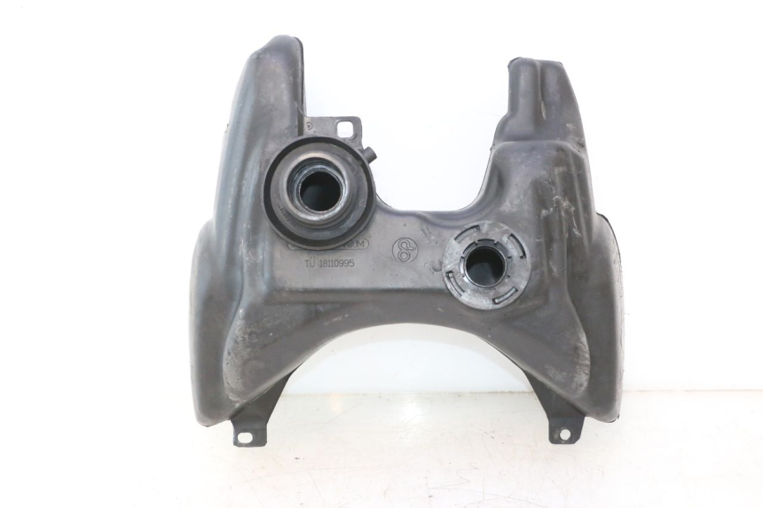 photo de RESERVOIR ESSENCE PEUGEOT TREKKER 50 (1995 - 2004) - Vue principale