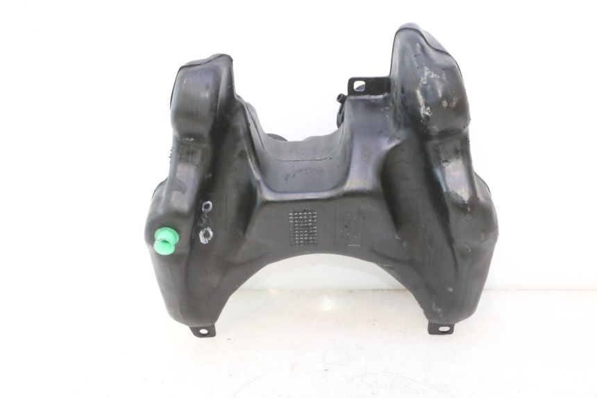 photo de RESERVOIR ESSENCE PEUGEOT TREKKER 50 (1995 - 2004) - Détail de la pièce