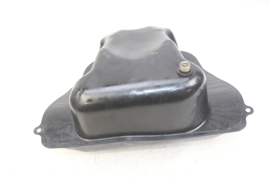 photo de RESERVOIR ESSENCE PEUGEOT TWEET 4T 50 (2010 - 2014) - Zoom état d’usage