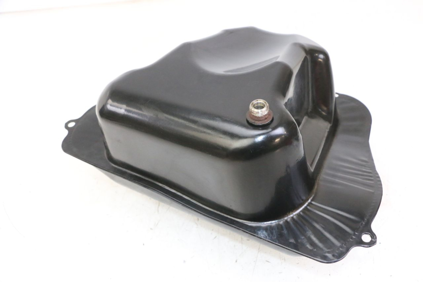 photo de RESERVOIR ESSENCE PEUGEOT TWEET 4T 50 (2014 - 2019) - Gros plan technique