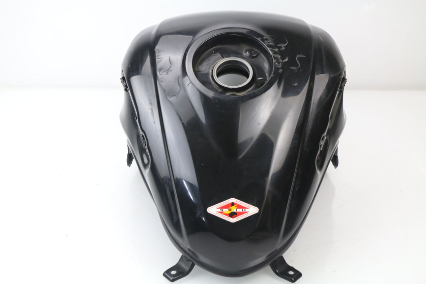 photo de RESERVOIR ESSENCE HONDA VFR F 1200 (2010 - 2015) - Autre angle de vue