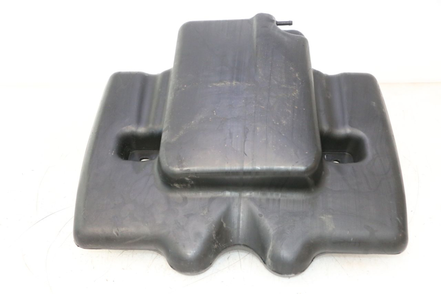 photo de RESERVOIR ESSENCE PEUGEOT VIVACITY NEW 2T 50 (2008 - 2017) - Gros plan technique