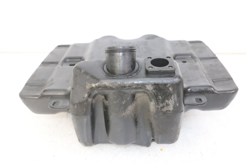 photo de RESERVOIR ESSENCE PEUGEOT VIVACITY NEW 4T 50 (2008 - 2017) - Détail de la pièce