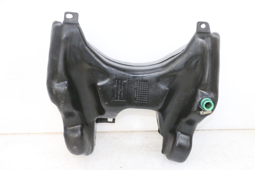 photo de RESERVOIR ESSENCE PEUGEOT VIVACITY 100 (1999 - 2008) - Zoom état d’usage