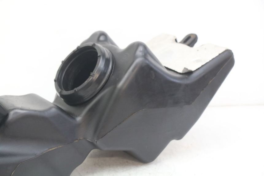 photo de RESERVOIR ESSENCE YAMAHA X-CITY XCITY 125 (2007 - 2013) - Points de fixation