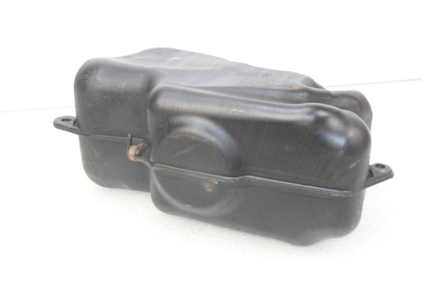photo de RESERVOIR ESSENCE PIAGGIO X7 125 (2007 - 2013) - Zoom état d’usage