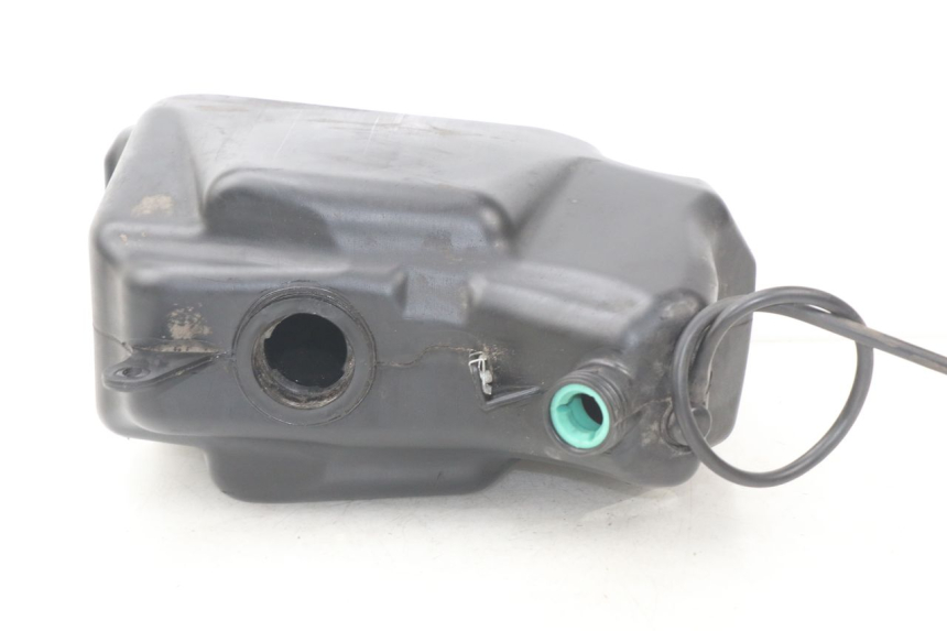 photo de RESERVOIR ESSENCE PIAGGIO X9 EVOLUTION 125 (2003 - 2007) - Vue principale