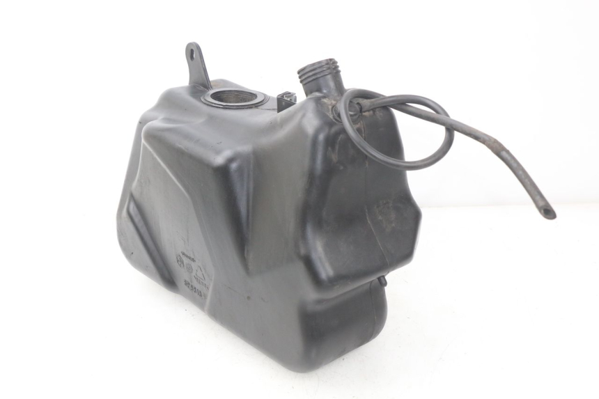 photo de RESERVOIR ESSENCE PIAGGIO X9 EVOLUTION 125 (2003 - 2007) - Autre angle de vue