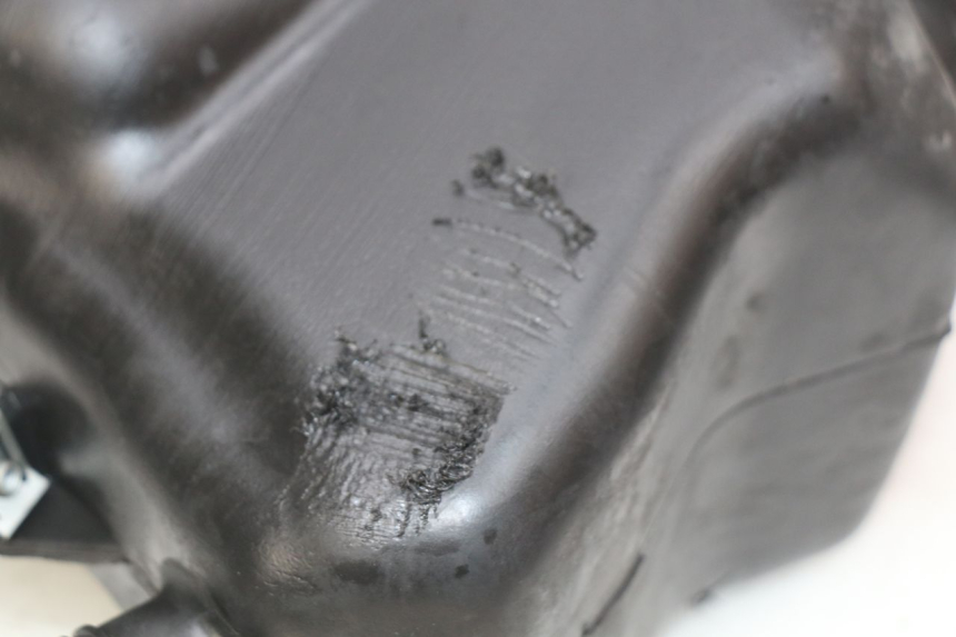 photo de RESERVOIR ESSENCE PIAGGIO X9 EVOLUTION 250 (2003 - 2007) - Autre angle de vue