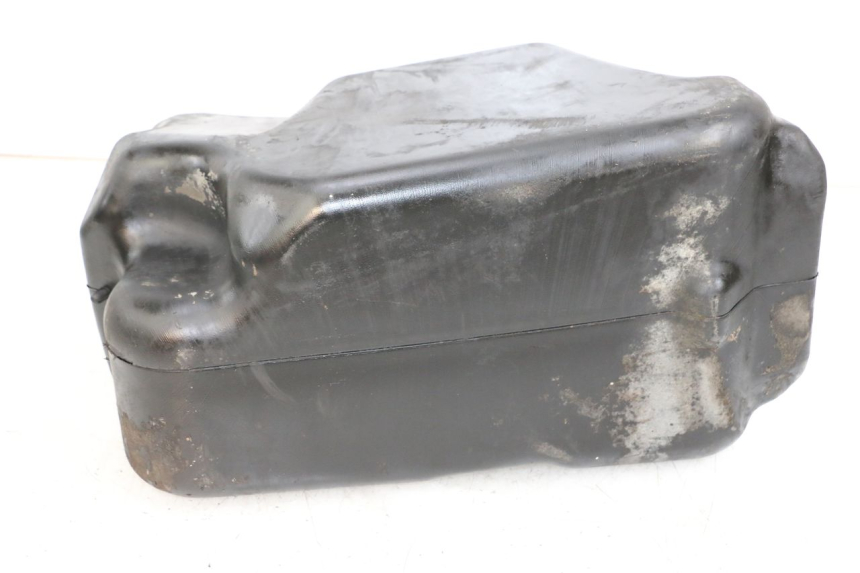 photo de RESERVOIR ESSENCE PIAGGIO X9 125 (2000 - 2003) - Zoom état d’usage