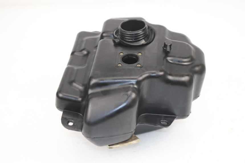 photo de RESERVOIR ESSENCE RAZZO XENON 4T 50 (2008 - 2012) - Vue principale