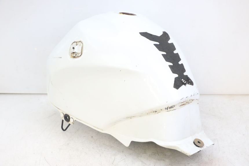 photo de RESERVOIR ESSENCE HONDA XLV VARADERO 125 (2000 - 2006) - Points de fixation