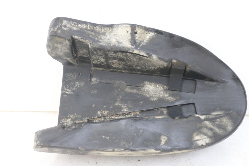 photo de RESERVOIR ESSENCE PEUGEOT XP6 50 (1997 - 2003) - Zoom état d’usage