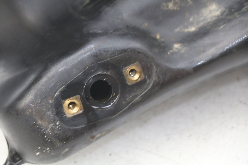 photo de RESERVOIR ESSENCE HONDA XR 70 (1997 - 2003) - Zoom état d’usage