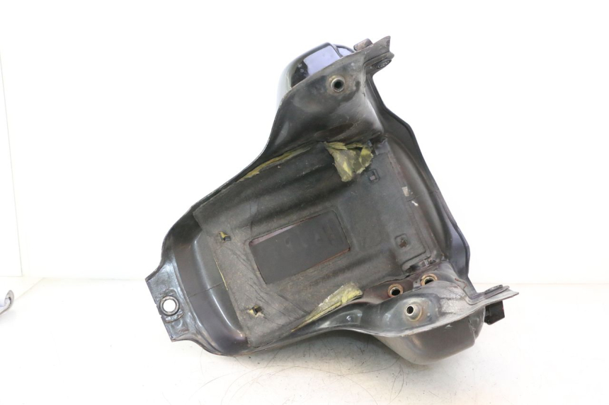 photo de RESERVOIR ESSENCE HONDA XRV AFRICA TWIN 750 (1990 - 1992) - Points de fixation
