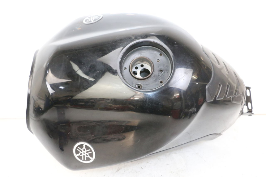 photo de RESERVOIR ESSENCE YAMAHA XJ6 ABS 600 (2008 - 2016) - Détail de la pièce