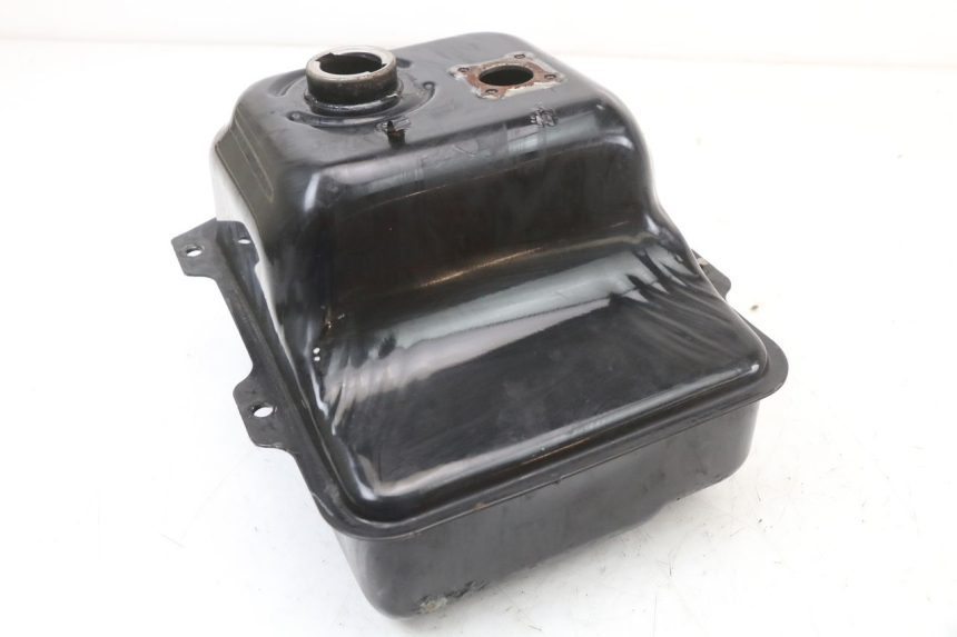 photo de RESERVOIR ESSENCE YAMAHA YE ZEST 50 (1992 - 1998) - Zoom état d’usage