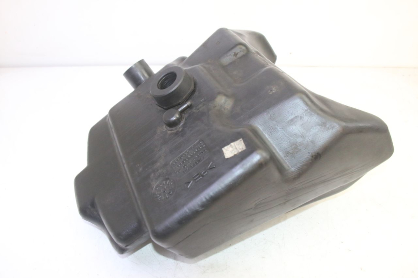 photo de RESERVOIR ESSENCE YAMAHA YP MAJESTY 125 (2002 - 2006) - Autre angle de vue