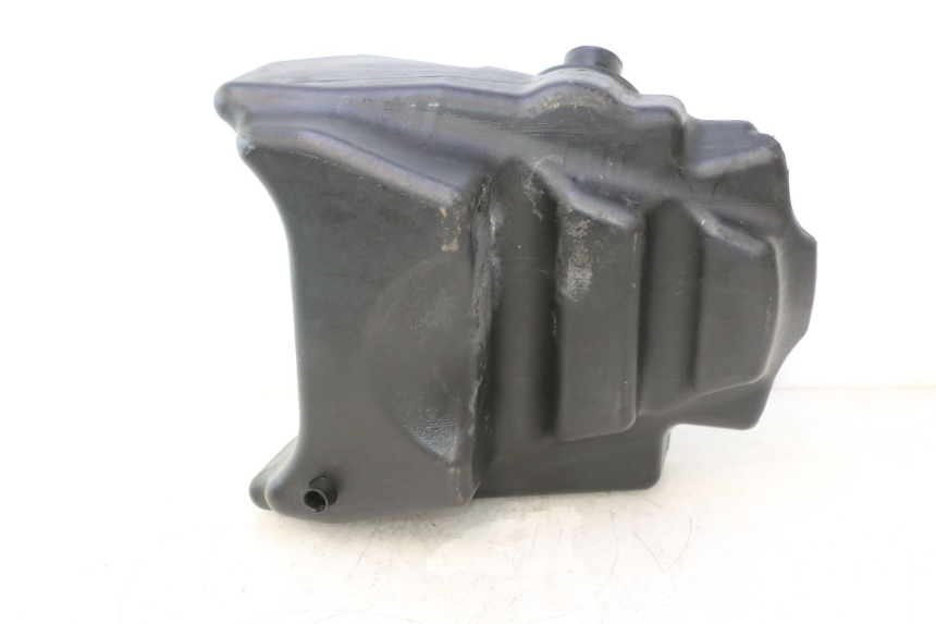 photo de RESERVOIR ESSENCE YAMAHA YP MAJESTY 125 (2002 - 2006) - Détail de la pièce