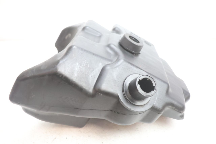 photo de RESERVOIR ESSENCE YAMAHA YP MAJESTY 125 (2002 - 2006) - État de surface