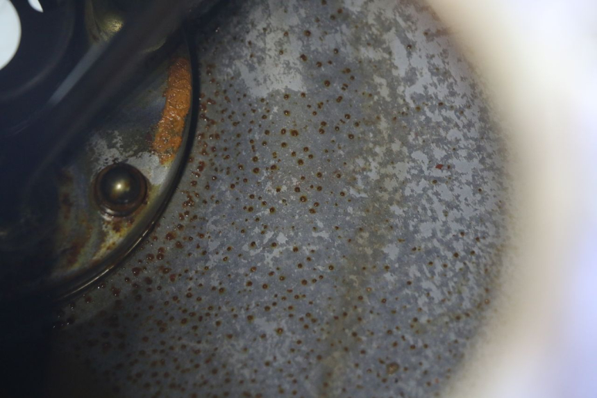 photo de RESERVOIR ESSENCE YAMAHA YZF R1 1000 (2007 - 2008) - Zoom état d’usage