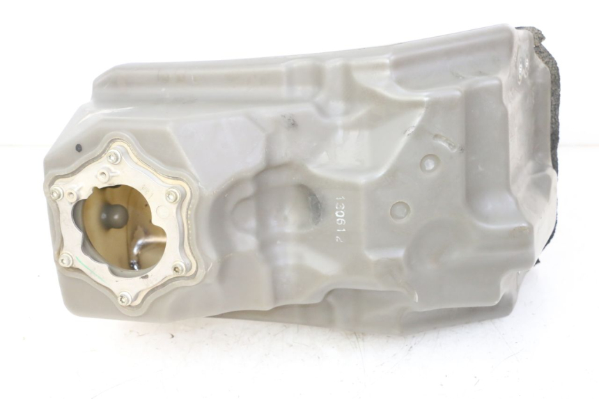 photo de RESERVOIR ESSENCE YAMAHA YZF YZ-F 450 (2014 - 2016) - Autre angle de vue