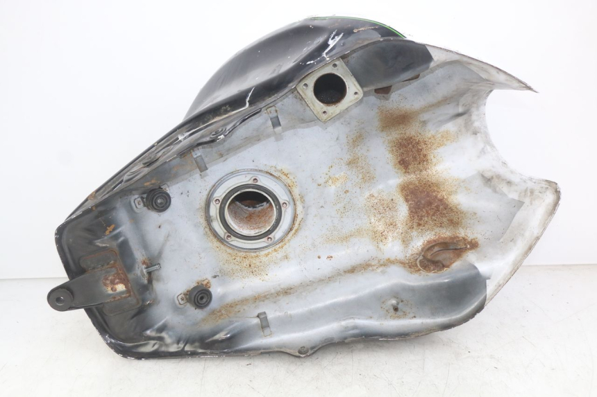 photo de RESERVOIR ESSENCE KAWASAKI Z 750 (2007 - 2013) - État de surface