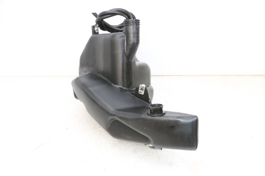 photo de RESERVOIR ESSENCE PIAGGIO ZIP 2T 50 (2009 - 2019) - Vue d’ensemble