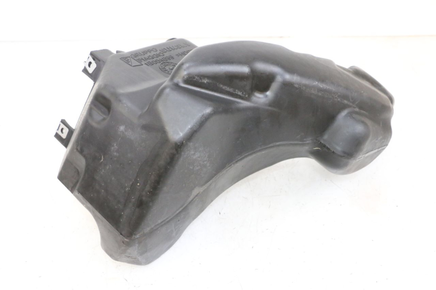 photo de RESERVOIR ESSENCE PIAGGIO ZIP 4T 50 (2018 - 2020) - Détail de la pièce