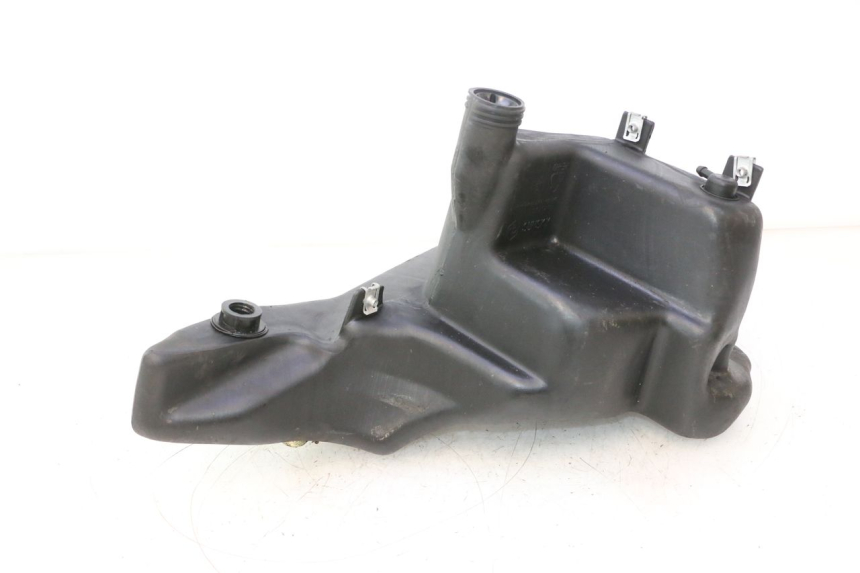 photo de RESERVOIR ESSENCE PIAGGIO ZIP 4T 50 (2006 - 2017) - Vue d’ensemble